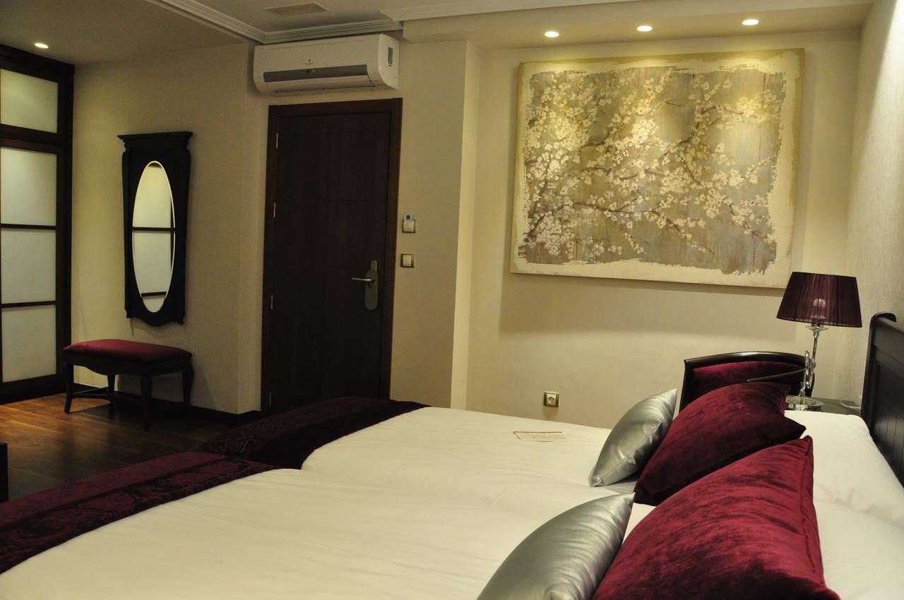 Hotel Calzada 2*